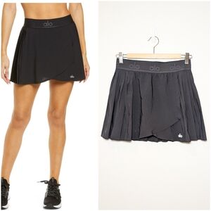 Alo Aces Sport Skort In Black